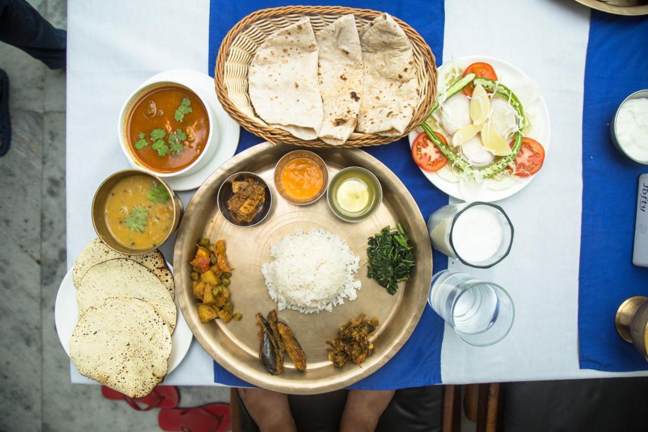 Siddhartha Hotel, Tikapur Bagian luar foto
